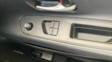 Toyota Aygo X 1.0 VVT-i Edge 5dr Petrol Hatchback